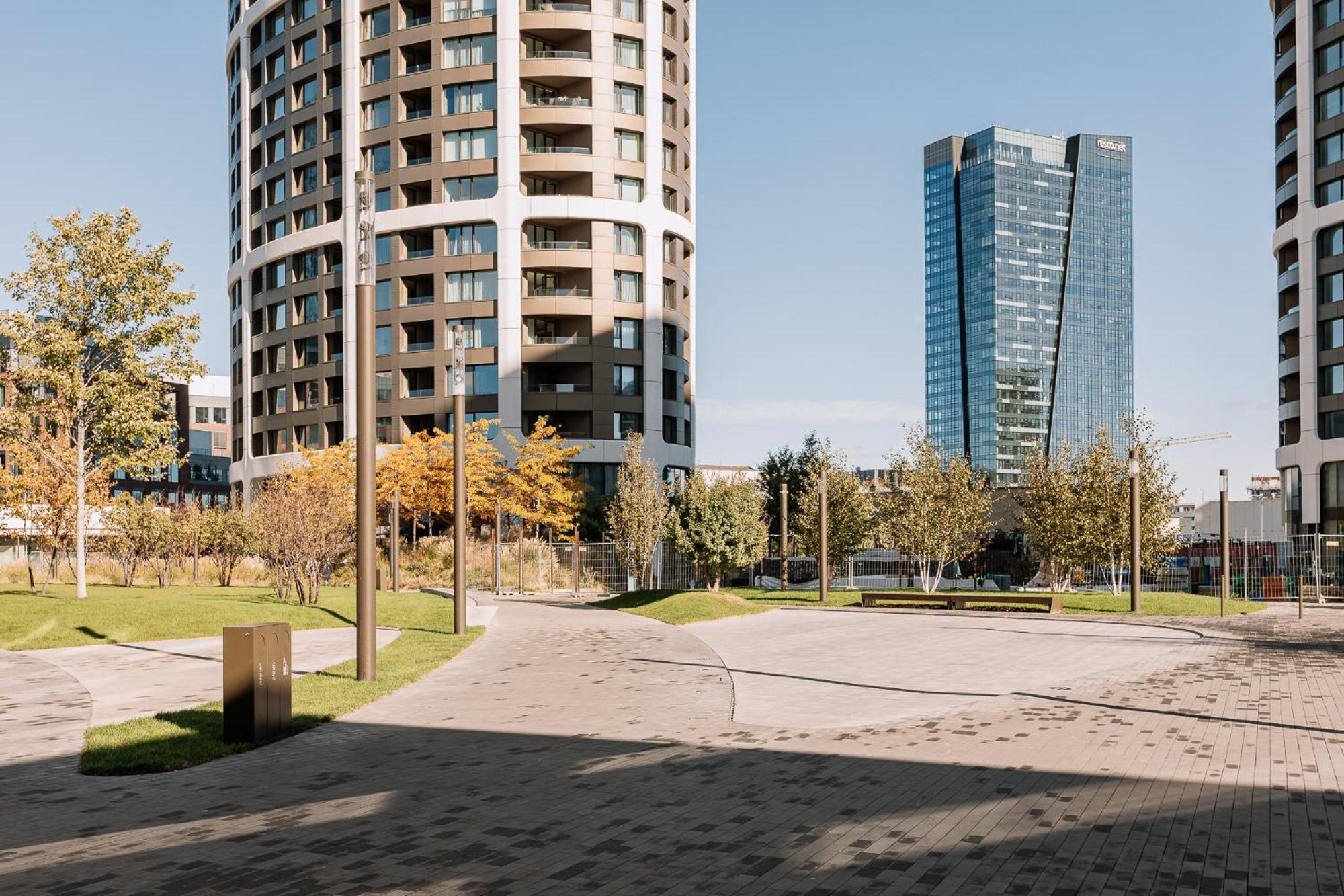 Skau Blue Residence In Sky Park 21 Floor 2 Tower Panoramic View Free Parking Bratislava Exterior photo